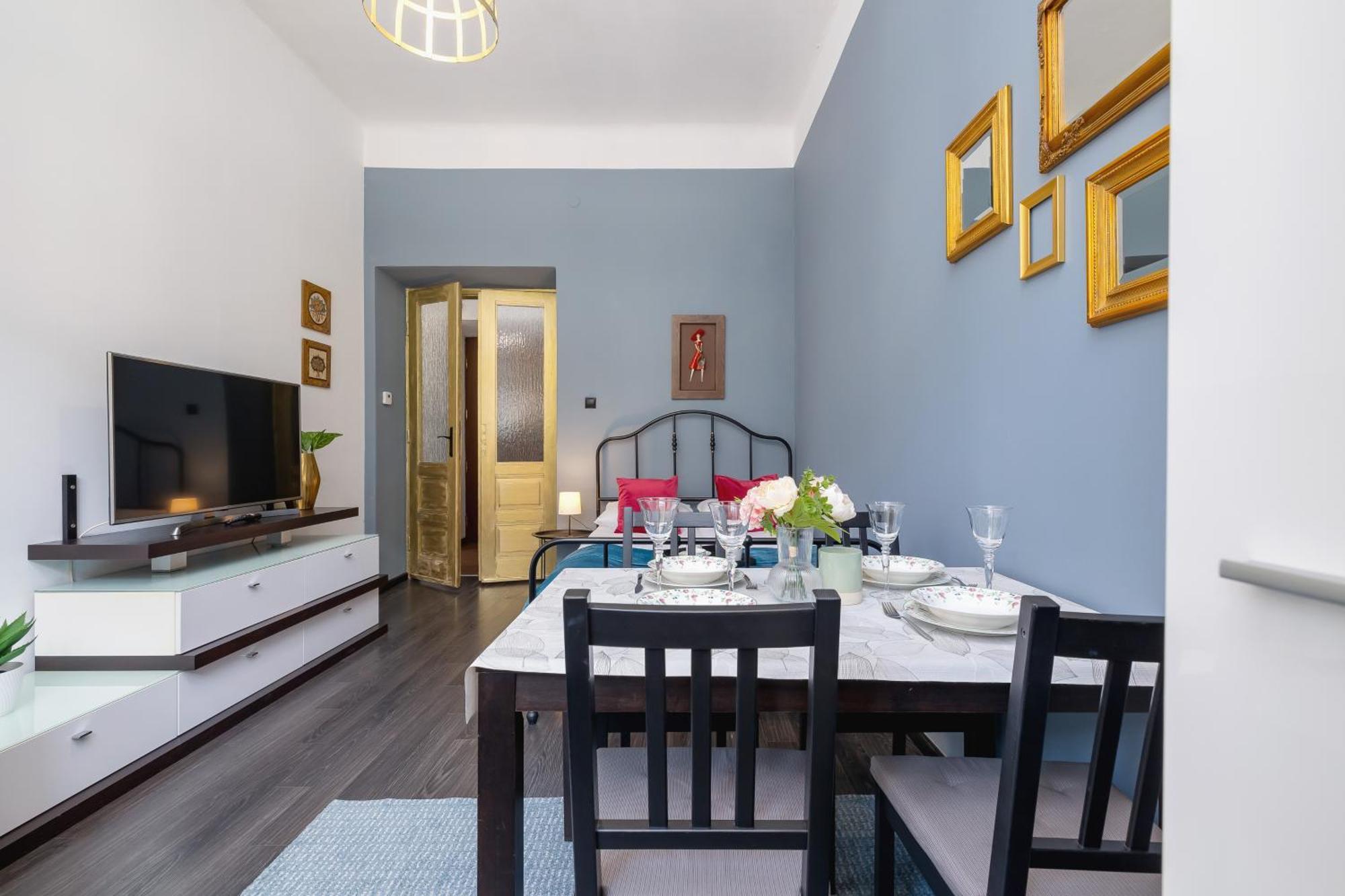 Z Balkonem Blisko Starego Miasta By Renters Apartment *